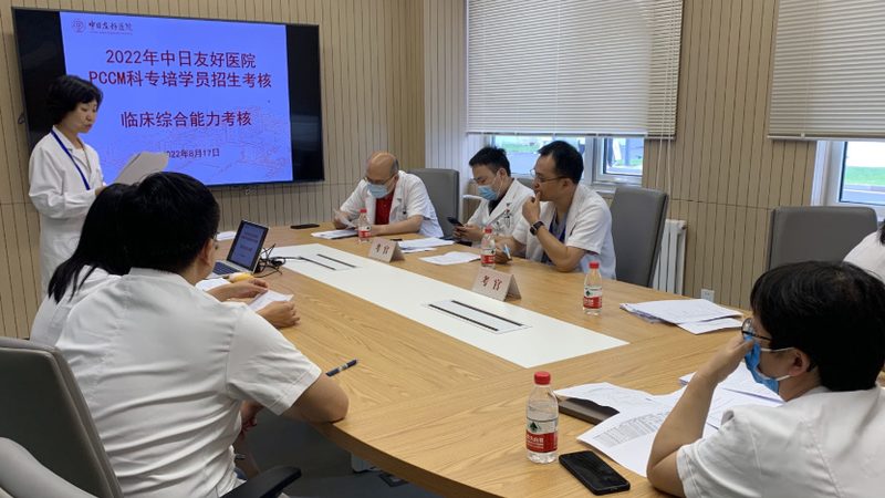 根据培训目标，企业应选择与之匹配的培训内容。这包括但不限于以下方面：